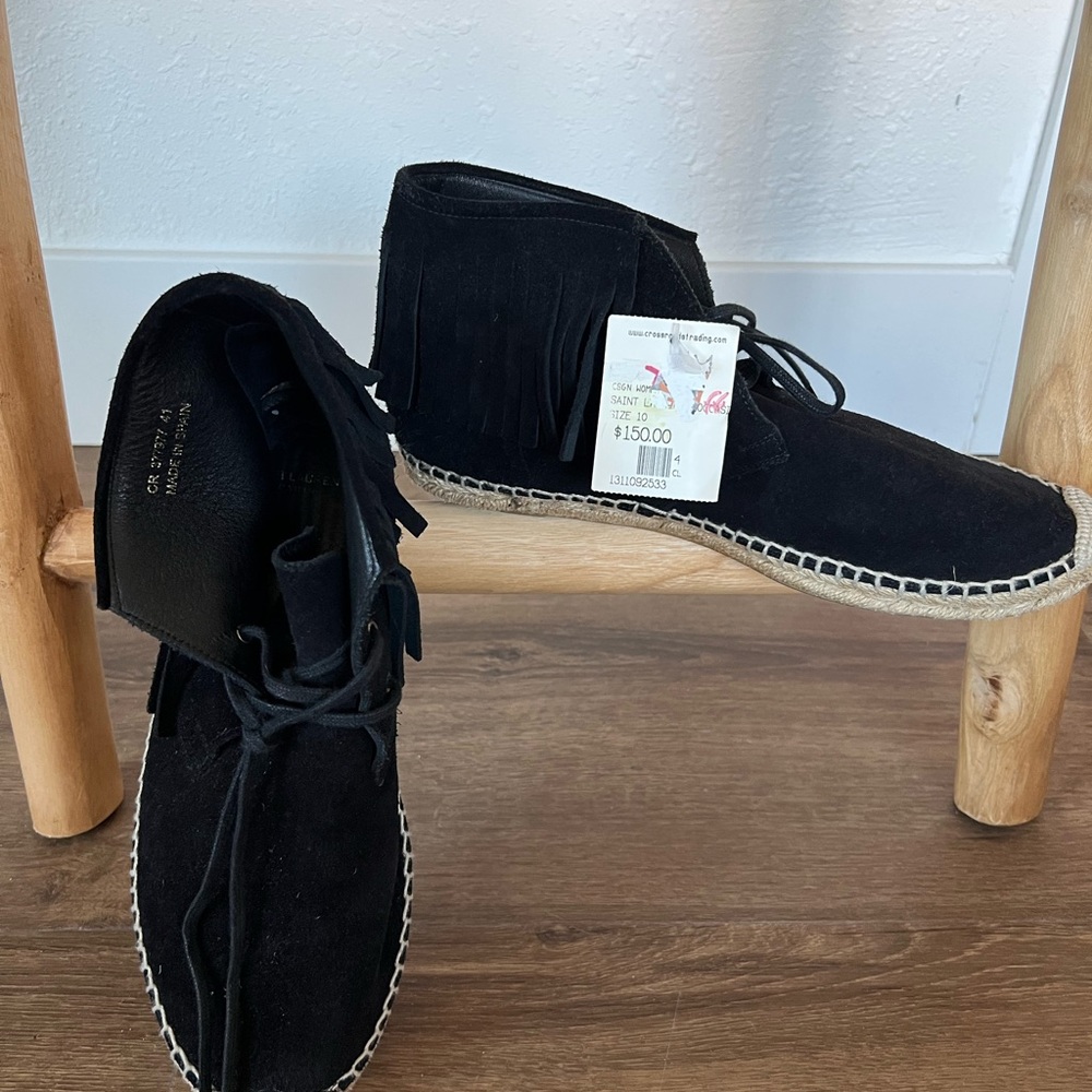 Saint Laurent Black Suede Chukka Boots. NWT - Picture 4 of 7